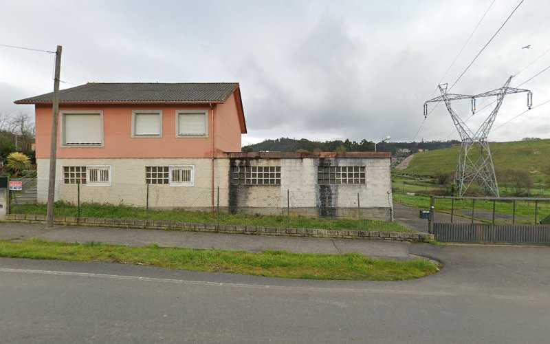 Fotografia tomada fuera de Carpintería Teyma Tarrío - Carpintería metálica y de aluminio en Culleredo, A Coruña