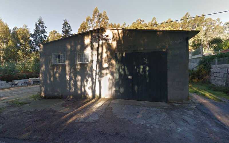 Fotografia tomada fuera de Rodiño - Carpintería metálica y de aluminio en Devesa (A), Pontevedra