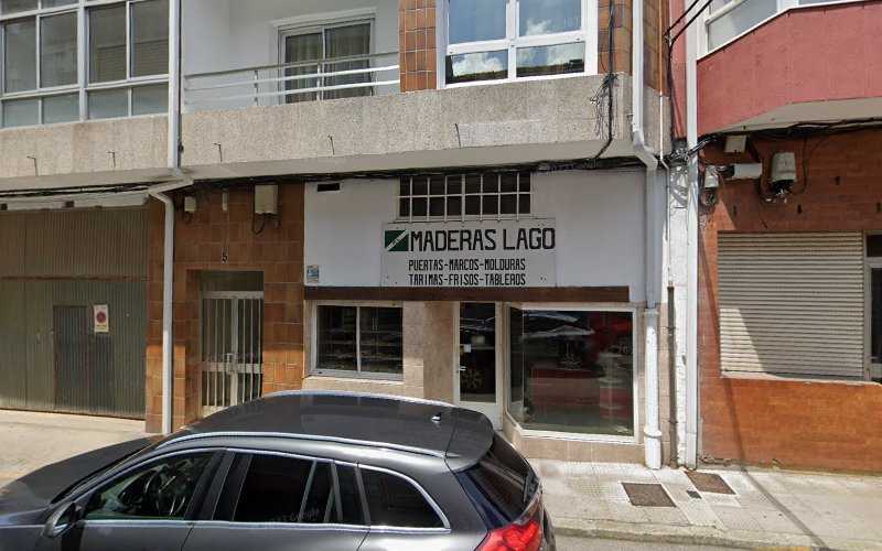 Fotografia tomada fuera de Maderas Lago Y Campos Sl - Carpintería en Vilagarcía de Arousa, Pontevedra