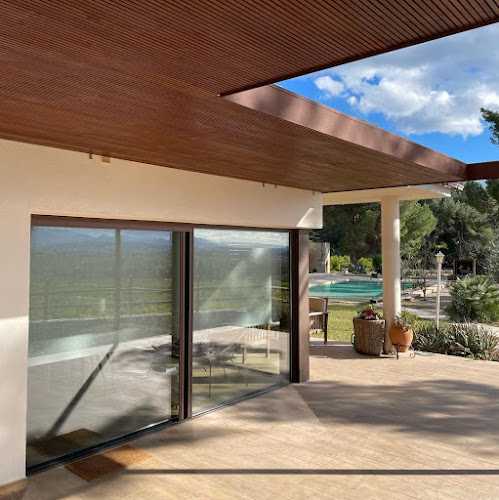 Fotografia tomada fuera de TALARN I MELERO | Reformas de Cocinas y Carpintería - Carpintería en Tortosa, Tarragona