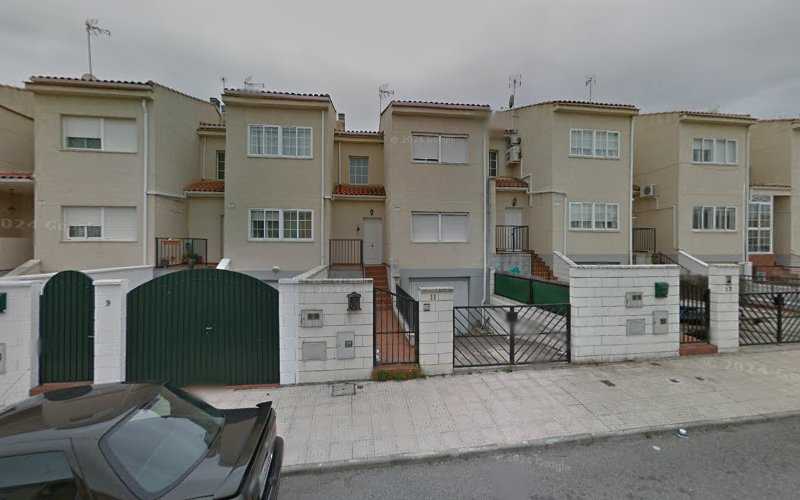 Fotografia tomada fuera de José Luis Tovar Pedrero - Carpintería metálica y de aluminio en Cáceres, Cáceres