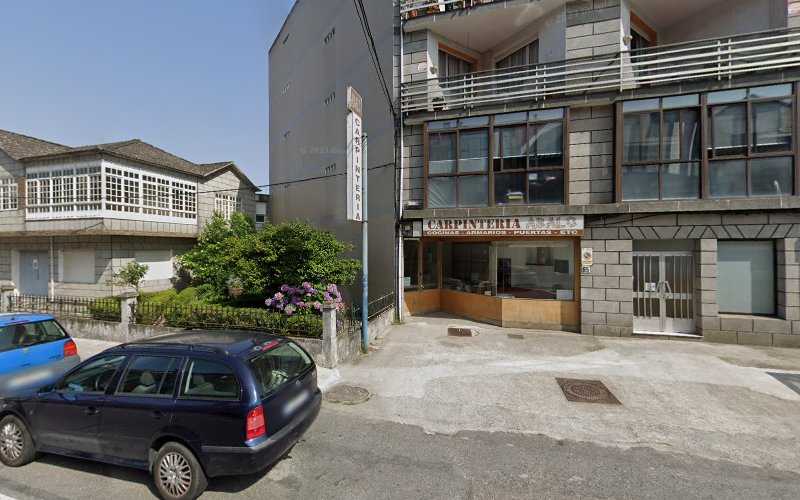 Fotografia tomada fuera de Carpinteria Abalo - Carpintería en Vilagarcía de Arousa, Pontevedra