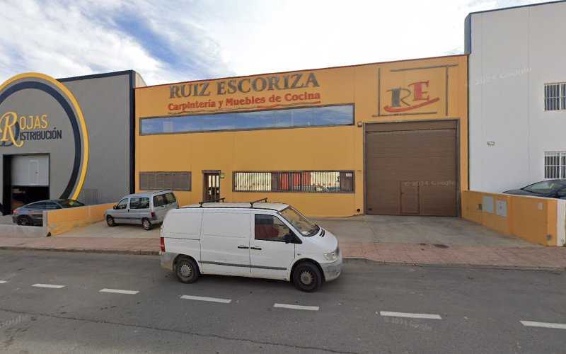 Fotografia tomada fuera de Ruiz Escoriza S.L - Carpintería en Cuevas del Almanzora, Almería