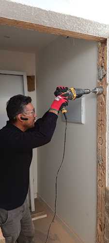 Fotografia tomada fuera de Cerrajeros y carpinteros Tarragona Eysa asistencia técnica sl - Cerrajería en Torredembarra, Tarragona