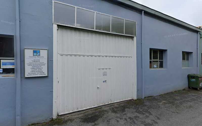 Fotografia tomada fuera de CARPINTERIA CAMIÑO FRANCÉS - Empresa constructora en Sarria, Lugo
