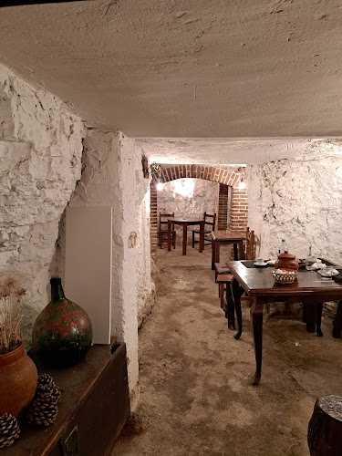 Fotografia tomada fuera de Bodega Los Arcos (Bodegas de Autilla) - restaurantes en Autilla del Pino, Palencia