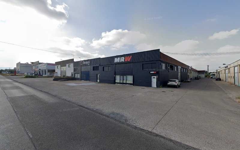 Fotografia tomada fuera de Carpintería De Aluminio Alna - Carpintería metálica y de aluminio en Nájera, La Rioja