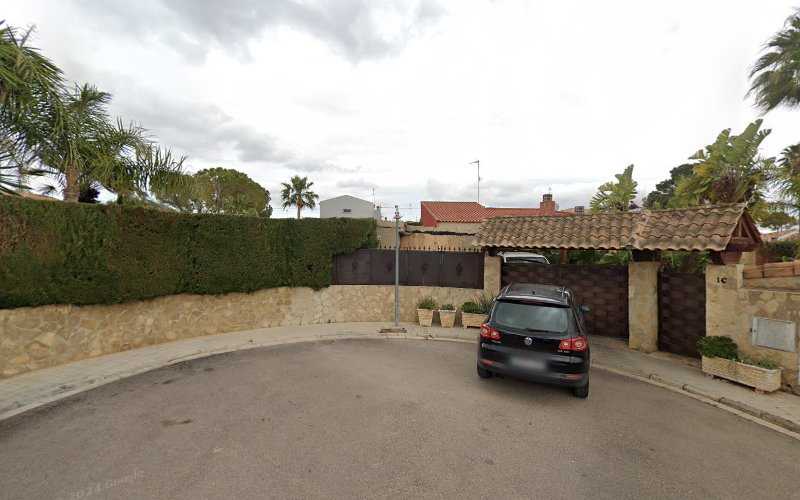 Fotografia tomada fuera de Holzfer - Carpintero en Godelleta, Valencia