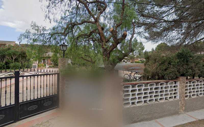 Fotografia tomada fuera de Marpo - Carpintería metálica y de aluminio en Vilamarxant, Valencia