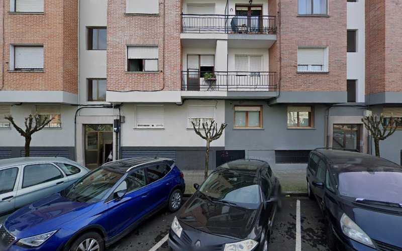 Fotografia tomada fuera de Persianas Ibaiper - Carpintería metálica y de aluminio en Amorebieta-Echano, Vizcaya