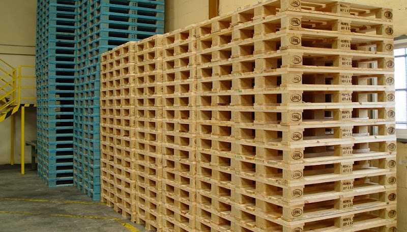 Fotografia tomada fuera de Palets Bilbao - Establecimiento de venta de madera en Amorebieta-Etxano, Vizcaya