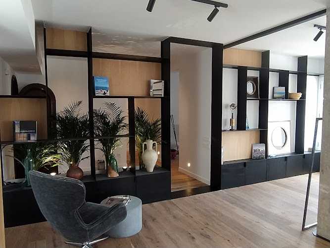 Fotografia tomada fuera de Carpintería Metálica EL YUNQUE - Carpintería metálica y de aluminio en Almodóvar del Pinar, Cuenca