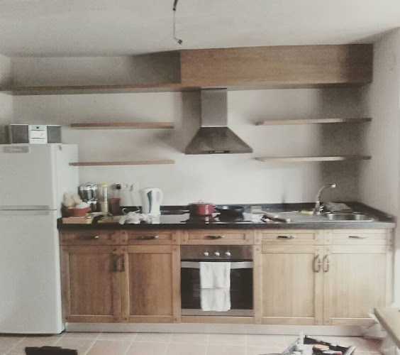 Fotografia tomada fuera de Carpinteria y Fontaneria Juanjo - Carpintería en Alhama de Granada, Granada