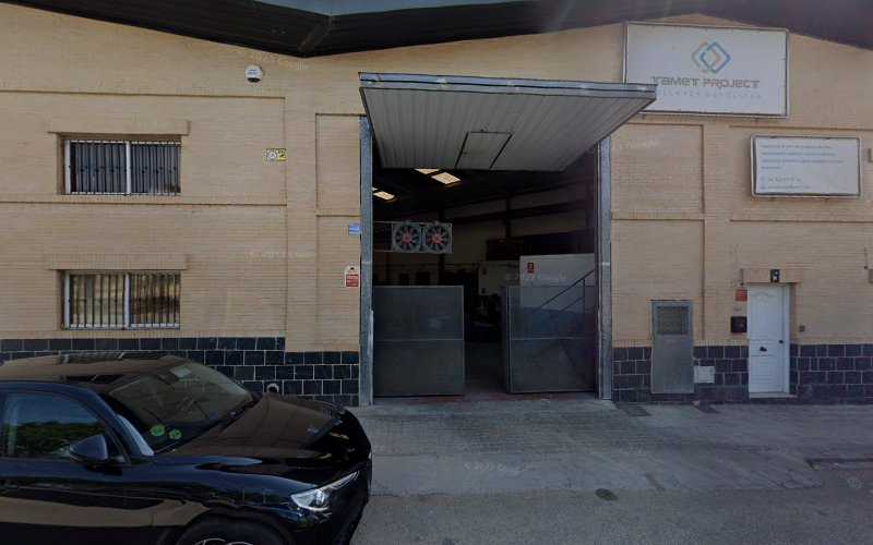 Fotografia tomada fuera de Óscar Zarzo Aleixandre - Carpintero en La Pobla de Vallbona, Valencia