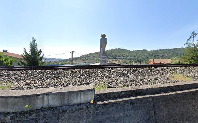 Fotografia tomada fuera de Carpintería Chinín - Carpintería en Vilanova, Orense