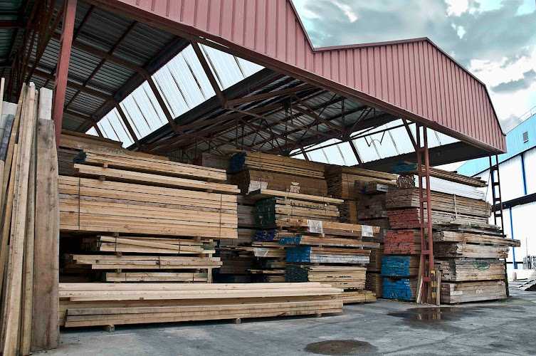 Fotografia tomada fuera de ARTEMADE GEMAR - Carpintero en Alcalá de Henares, Madrid