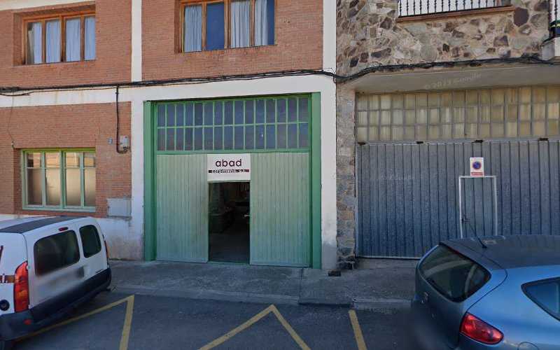 Fotografia tomada fuera de CARPINTERÍA ABAD S.L. - Carpintero en Albelda de Iregua, La Rioja