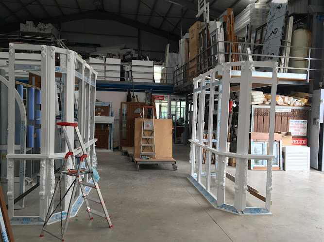 Fotografia tomada fuera de ALUMINIOS DERI, S.L. - Carpintería metálica y de aluminio en Aguilar de Campoo, Palencia