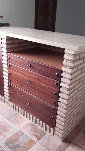 Fotografia tomada fuera de Carpinteria Jose Navas - Carpintero en Villanueva del Duque, Córdoba