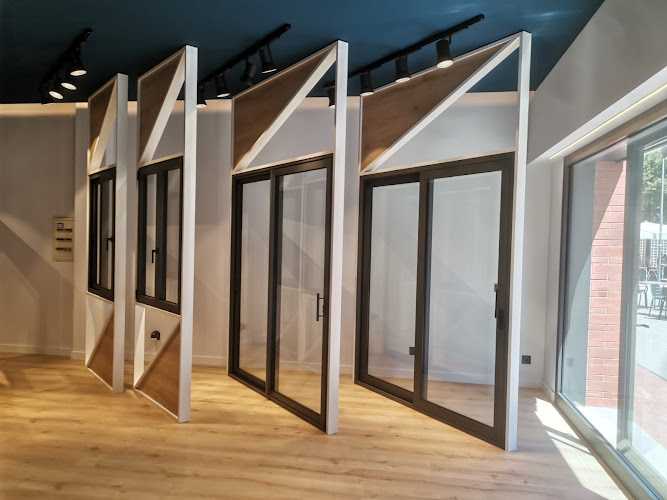 Fotografia tomada fuera de Aluminis Tècnics - Metal·listeria en Barcelona, Barcelona