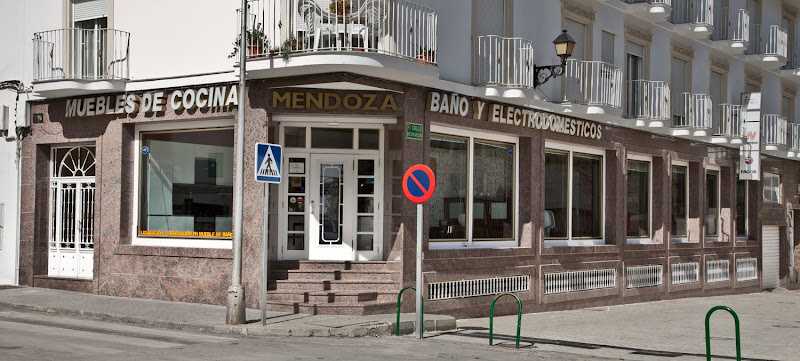 Fotografia tomada fuera de Muebles Mendoza- Carpinteria Y Ebanisteria Mágina - Tienda de muebles en Huelma, Jaén