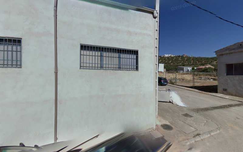 Fotografia tomada fuera de Santiago Hidalgo Ruiz - Carpintería metálica y de aluminio en Fuensanta de Martos, Jaén