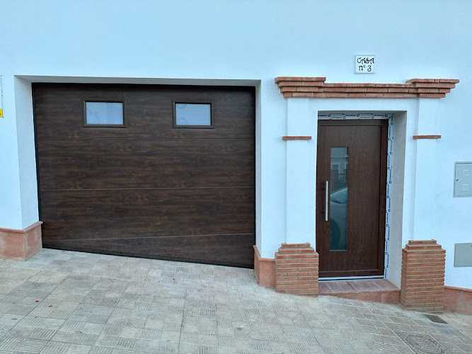 Fotografia tomada fuera de Cristalería Gustavo - Carpintería metálica y de aluminio en Los Pinos, Huelva