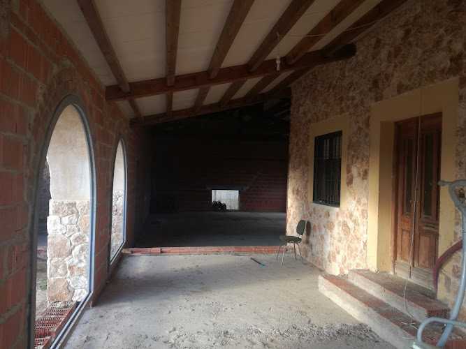 Fotografia tomada fuera de Carpinteria Victor A. Garretas - Carpintería en Venialbo, Zamora