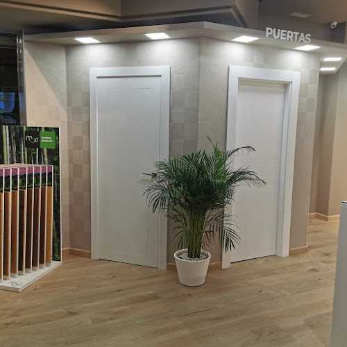 Fotografia tomada fuera de Naturafloor Diseño - Carpintería en Almería, Almería