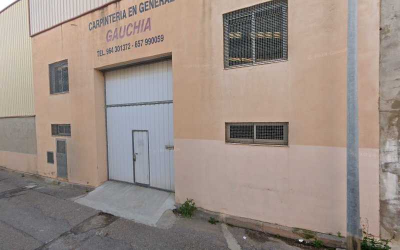 Fotografia tomada fuera de Carpinteria En General Gauchia - Fabricant de mobles en Benicàssim, Castellón