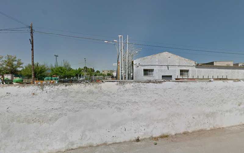 Fotografia tomada fuera de ALUBEN - Fábrica de puertas en Benicarló, Castellón