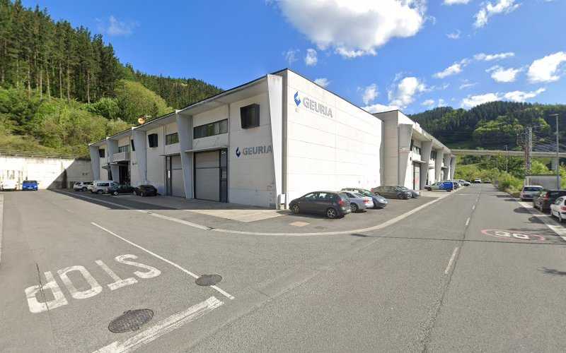 Fotografia tomada fuera de Carpintería De Aluminio Geuria S L - Carpintería metálica y de aluminio en Salbatore, Guipúzcoa