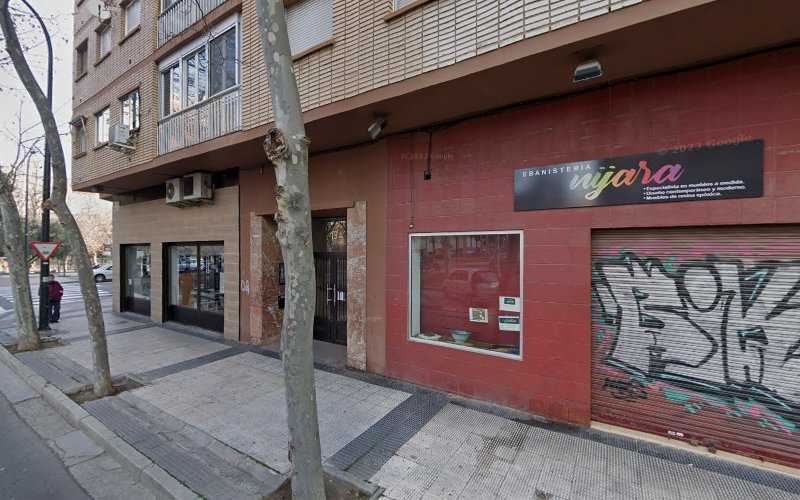 Fotografia tomada fuera de Bricolage Delicias - Fábrica de muebles en Zaragoza, Zaragoza