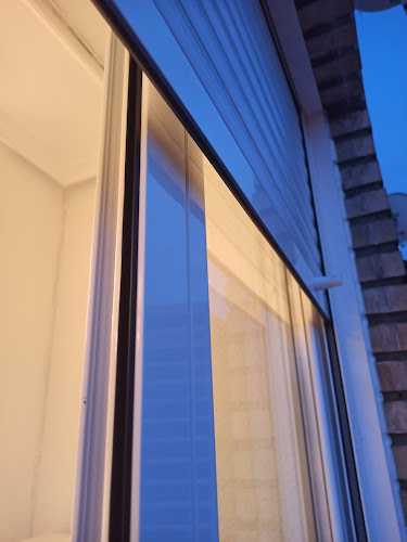 Fotografia tomada fuera de Aluminios Lasierra - Carpintería metálica y de aluminio en Zaragoza, Zaragoza