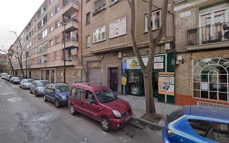 Fotografia tomada fuera de Aluminios Castelló S.C. - Carpintería metálica y de aluminio en Zaragoza, Zaragoza