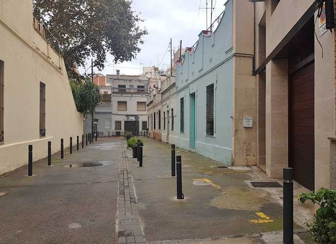 Fotografia tomada fuera de Fusteria Fàbregas - Fuster en Barcelona, Barcelona