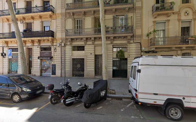 Fotografia tomada fuera de Diseño interior madera - Carpintería en Barcelona, Barcelona