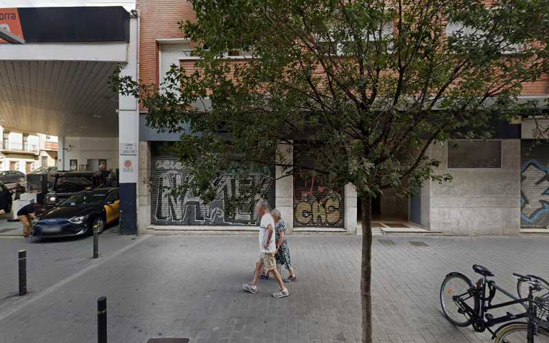 Fotografia tomada fuera de Coalfe Carpintería metálica - Carpintería metálica y de aluminio en Barcelona, Barcelona