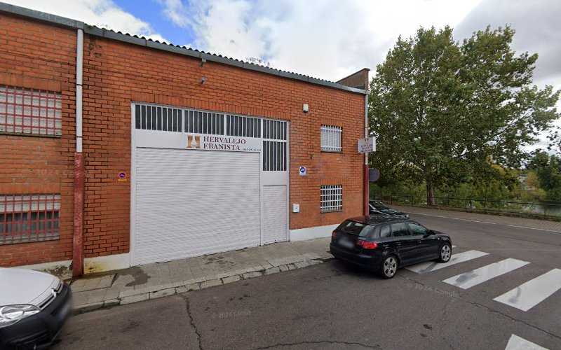 Fotografia tomada fuera de Hervalejo Ebanista - Carpintero en Salamanca, Salamanca