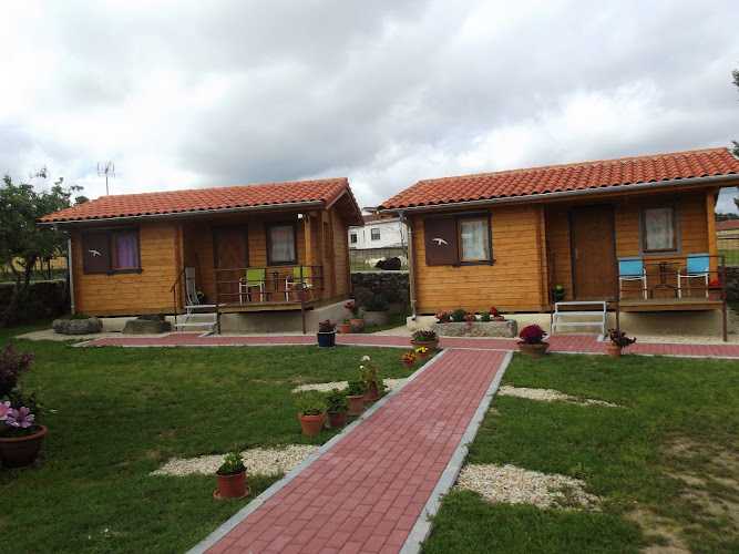 Fotografia tomada fuera de Cabañas de la Romedina - Cabañas de madera en Bañobárez, Salamanca
