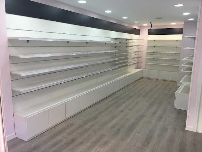 Fotografia tomada fuera de Quintana Carpintero SL - Furniture maker en Madrid, Madrid