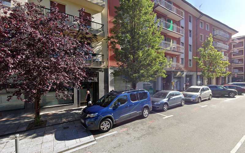 Fotografia tomada fuera de Carpintería Edu - Tienda de armarios en Zumarraga, Guipúzcoa