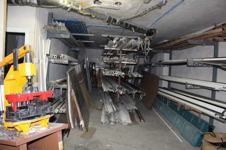 Fotografia tomada fuera de Curvas Cotesa - Metalwork en Calp, Alicante