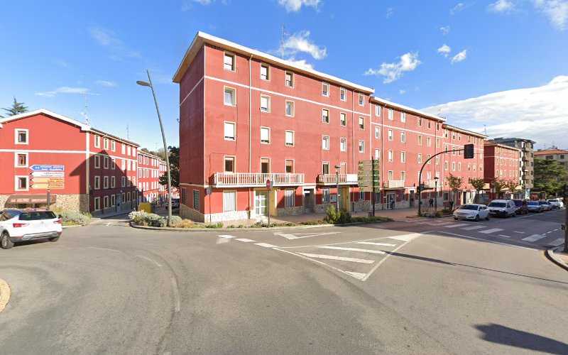 Fotografia tomada fuera de CARPULG S.L - Carpintería en Valle de Trápaga-Trapagaran, Vizcaya