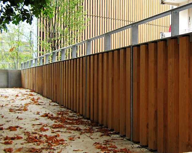 Fotografia tomada fuera de Carpinteria y Herreria DRAGA SL - Calderería industrial en Abanto-Zierbena, Vizcaya