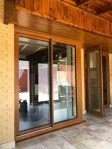 Fotografia tomada fuera de Fernández Pizarro - Carpintería metálica y de aluminio en Madrid, Madrid