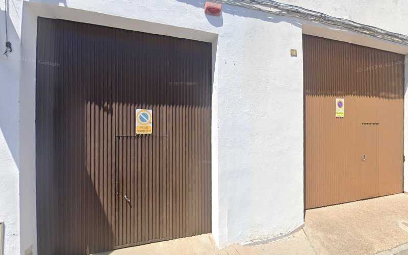 Fotografia tomada fuera de Carpintería de Aluminio y Cristalería Miranda - Carpintería metálica y de aluminio en Ribera del Fresno, Badajoz