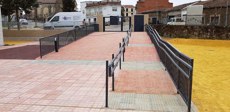 Fotografia tomada fuera de Hermanos Casillas 2 - Metalwork en Coria, Cáceres