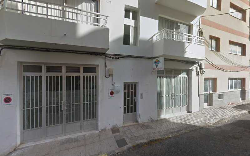 Fotografia tomada fuera de Puertas Tinamar - Fábrica en Gran Tarajal, Las Palmas