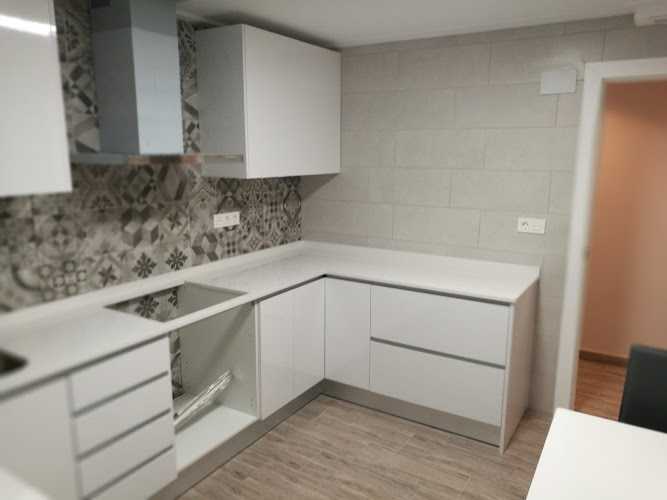 Fotografia tomada fuera de CARPINTERIA FREGALLAT - Carpintería en Santa Pola, Alicante